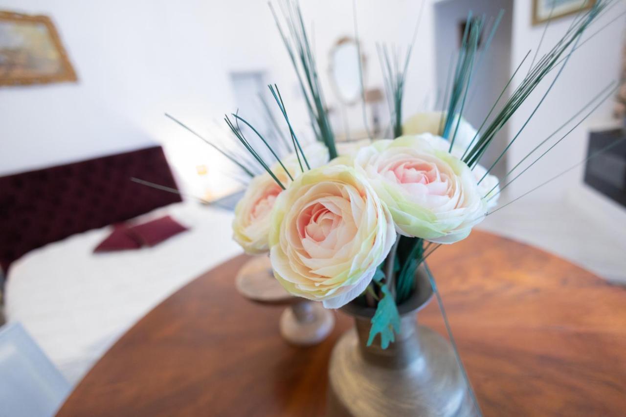 Morosoli Palace Bed and breakfast